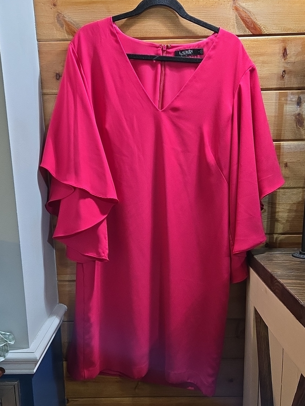 Lauren Ralph Lauren Vibrant Pink V-Neck Ruffle Sleeve Midi Dress In Size 14.